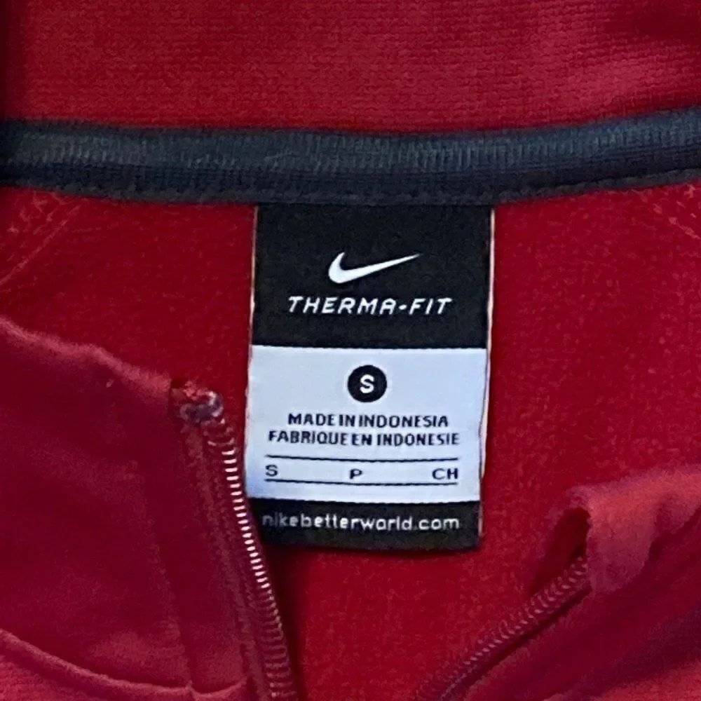 Nike ThermaFit Mens Small Red Quarter ZIP Pullover Size Small